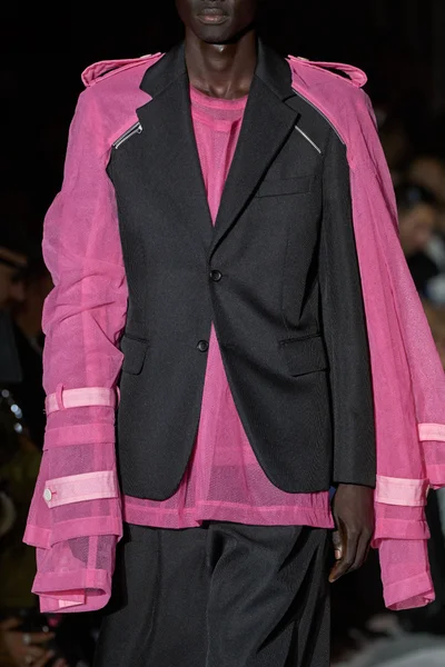 Look 38